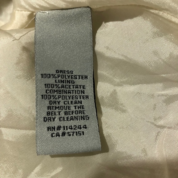 ELIZA J Floral Sleeveless Dress Cut out Back Pleated - Picture 5 of 6